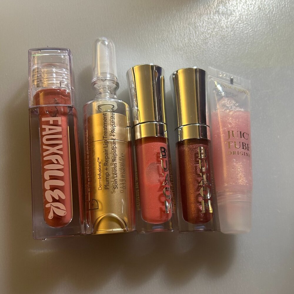 Lip Bundle (HUDA Beauty, Buxom, Dr. Dennis Gross, Lancome)